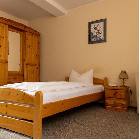 Hotel Anker Saalfeld Saale Eksteriør bilde