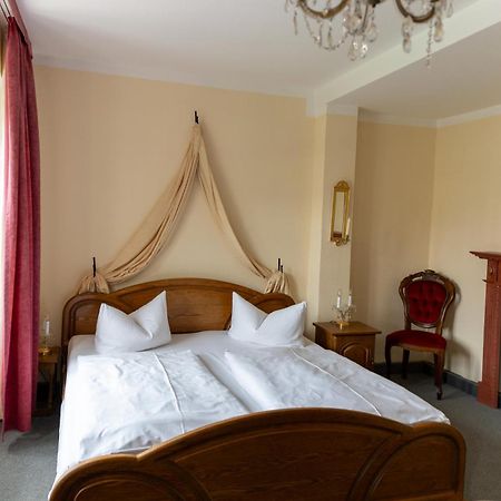 Hotel Anker Saalfeld Saale Eksteriør bilde